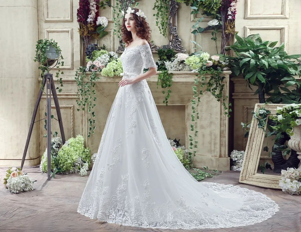 Vivian's Bridal 2018 свадебное платье с открытыми плечами и коротким рукавом Кружевное