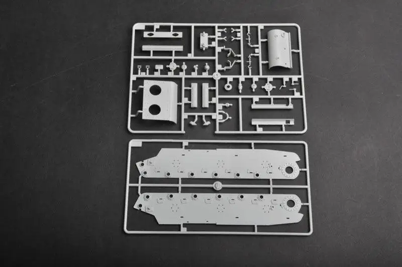 Trumpeter модель 1/35 года советский яркий Танк 01566|Наборы для сборки моделей| |