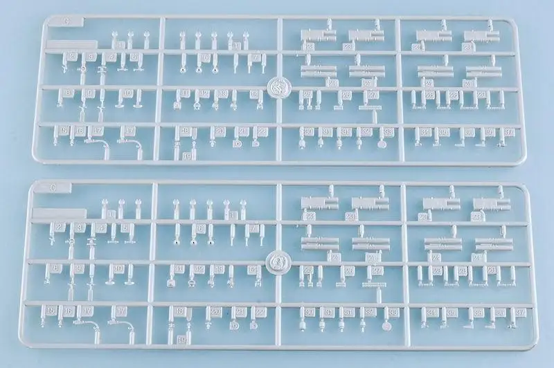 Trumpeter 1/700 05723 Украина Cruiser Vilna Ukraina|Наборы для сборки моделей| |