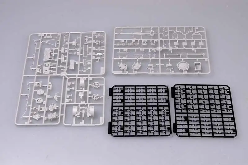 Trumpeter 1/72 07251 Sd. KFZ. 9/1 Drehkran 6t на Zugkraftwagen 18t|Наборы для сборки моделей| |