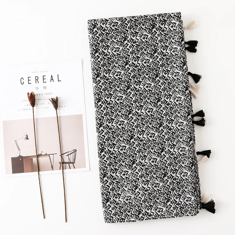 

2019 New Design Snake Skin Leopard Print Scarf Assel Viscose Shawl Scarf Spring Warm Soft Print Fringe Shawls Cotton