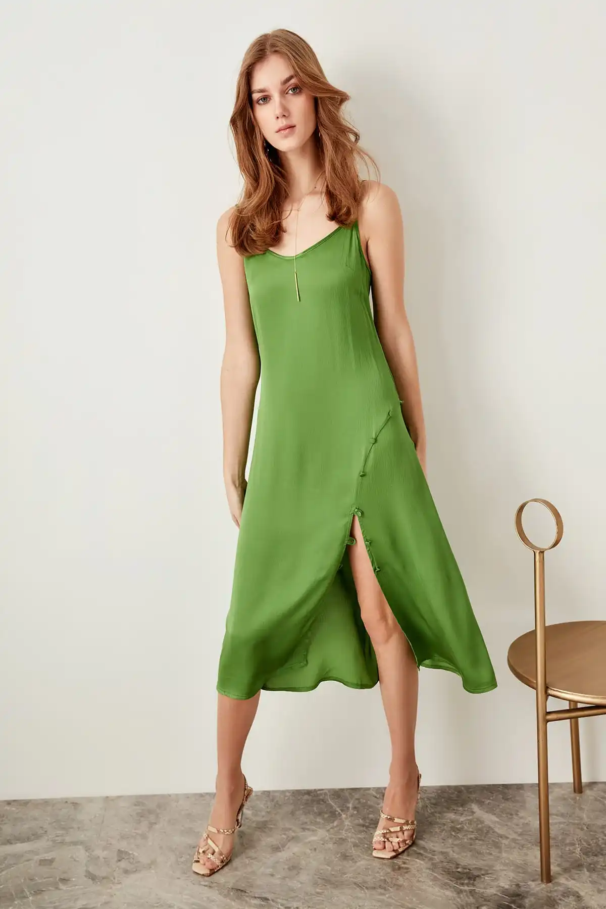 Trendyol зеленое платье на пуговицах TWOSS19XM0084|Женские платья| |