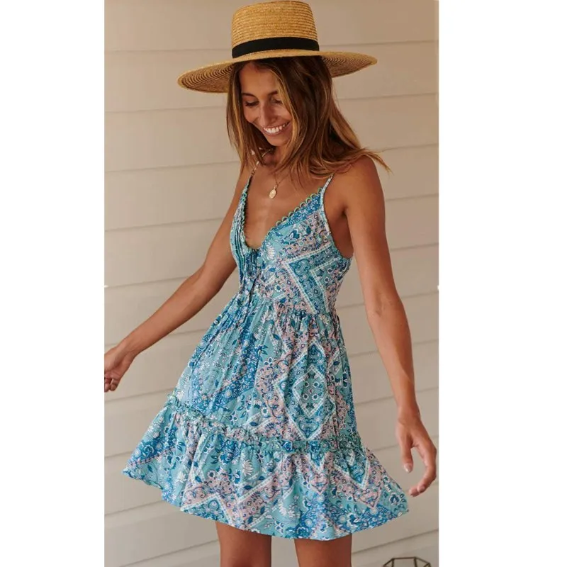 Женское платье в этническом стиле летнее короткое с принтом V образным вырезом
