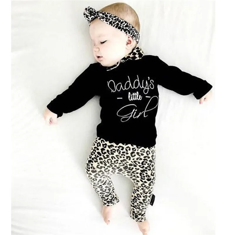 

Комплект одежды для маленьких девочек, хлопковая Футболка с буквенным принтом, топы, леопардовые брюки, леггинсы, комплект из 3 предметов, ко...