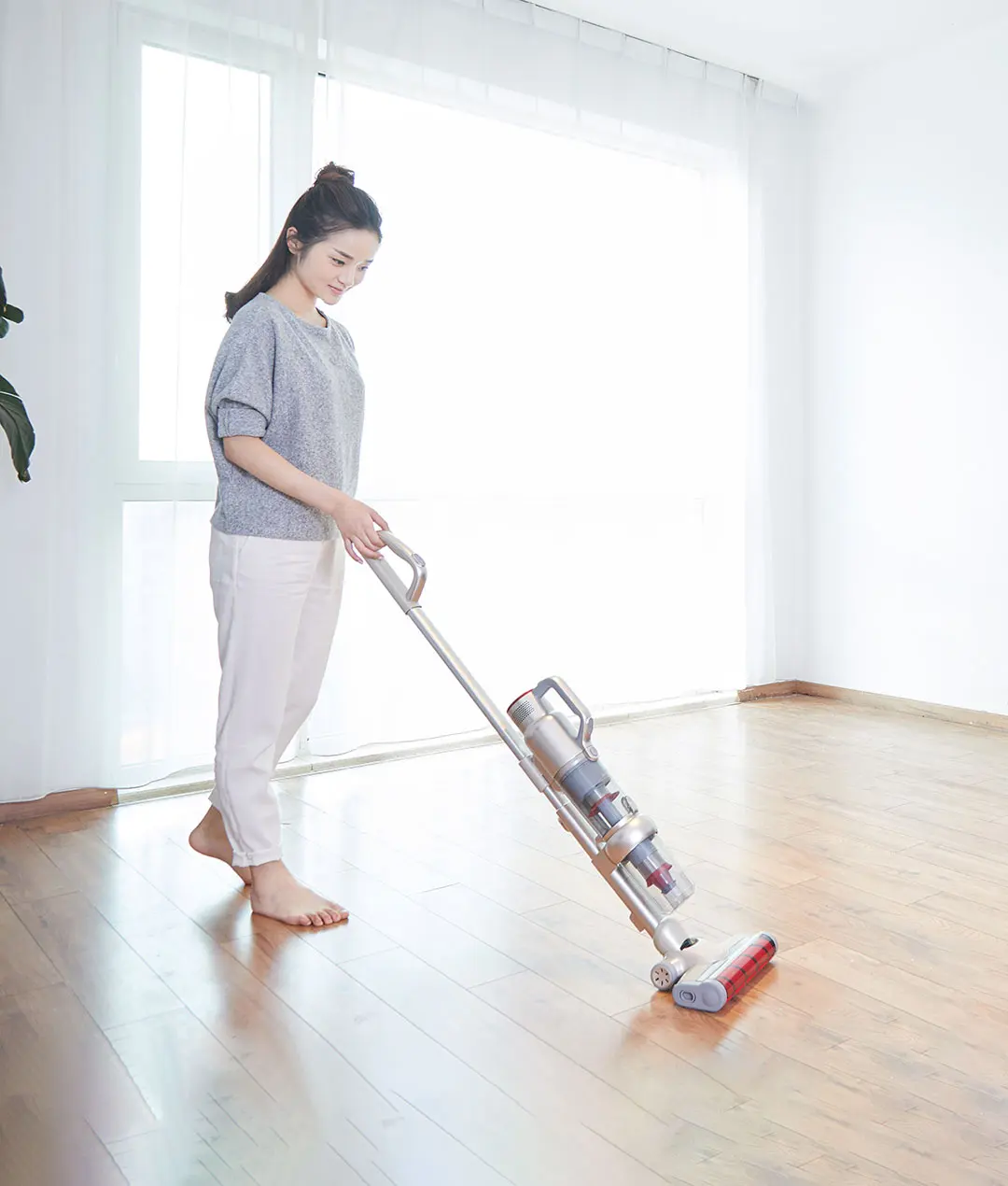 Vertical Multi-Function Wireless Vacuum Cleaner Three-Stage Tornado Filtration Technology 130AW Large Suction | Бытовая техника