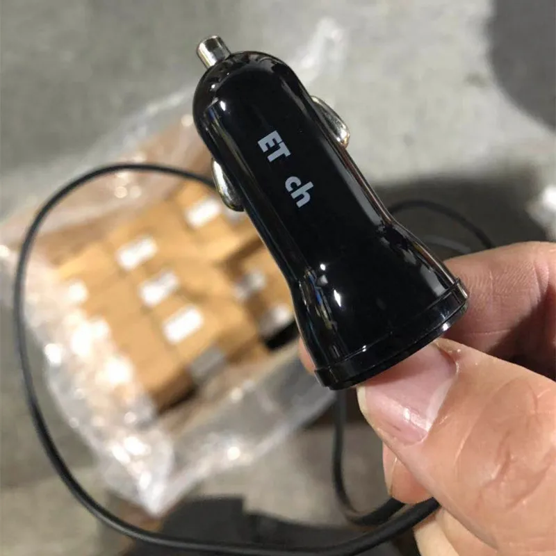 Аксессуары USB Автомобильное зарядное устройство для iPhone Samsung Быстрая зарядка Lada
