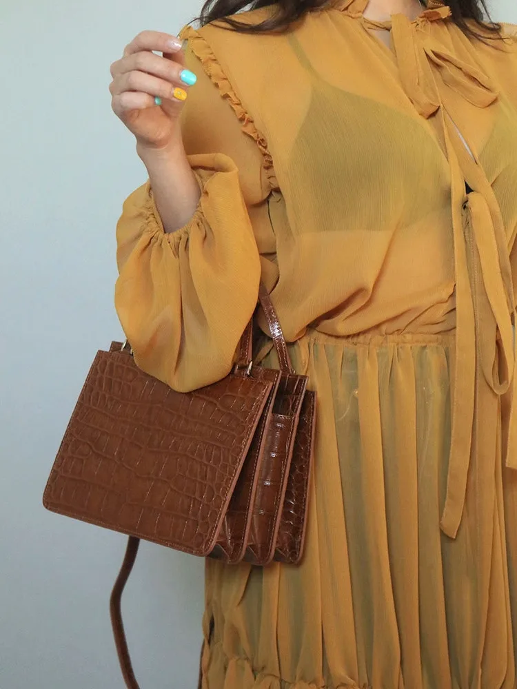 Женская сумка из крокодиловой кожи на осень и зиму новинка 2018 портативная