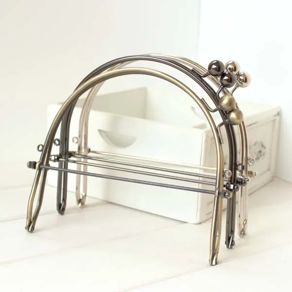

K055 Handle Antique Brass Silver gun Black With Handle 15cm Quilting Handmade DIY Coin Purse Metal Frame 3pcs Obag Purse Frame