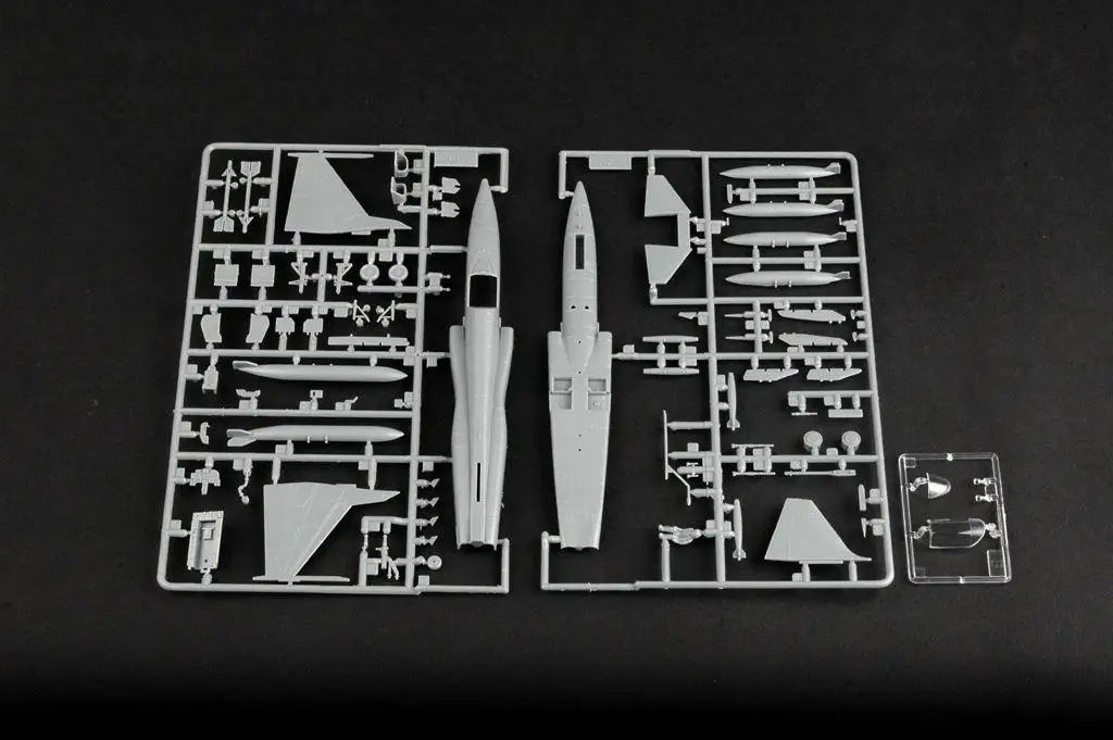 Модель модели Hobbyboss 1/72 80207 F 5E Tiger II|Наборы для сборки моделей| |