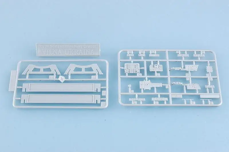 Trumpeter 1/700 05723 Украина Cruiser Vilna Ukraina|Наборы для сборки моделей| |