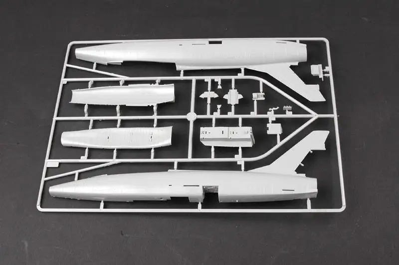 Суперsabre Trumpeter 1/48 02840 F 100F|Наборы для сборки моделей| |