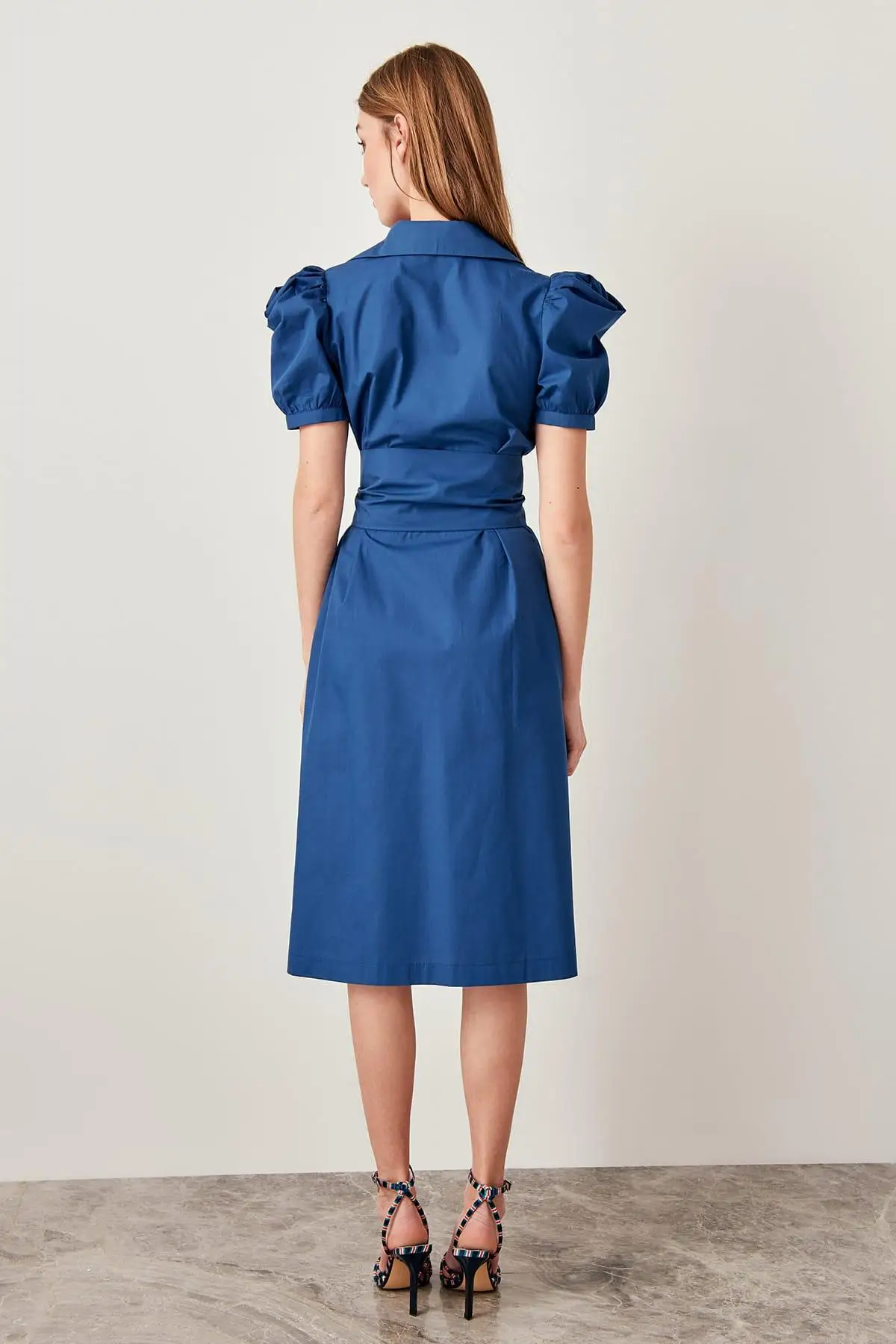 Trendyol Индиго Kemerli платье с воздушными рукавами TWOSS19OC0016|Женские платья| |