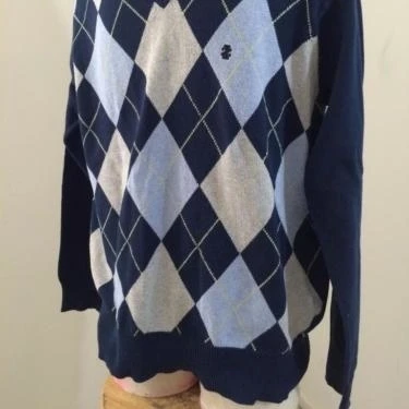 IZOD mens sweater L large blue argyle v neck long sleeve 100% cotton |