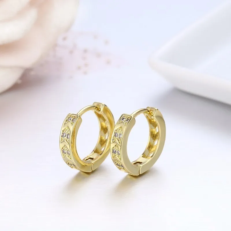 Серьги Huggie Aros милые маленькие круглые серьги со стрелой из фианита для женщин и