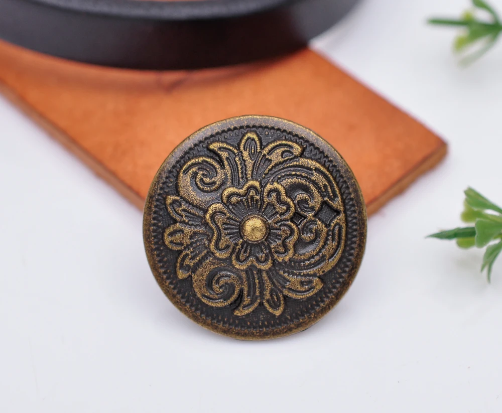 

10PC 26X26MM Antique Brass Western Decor Flower Leathercraft Saddle Button With Screws