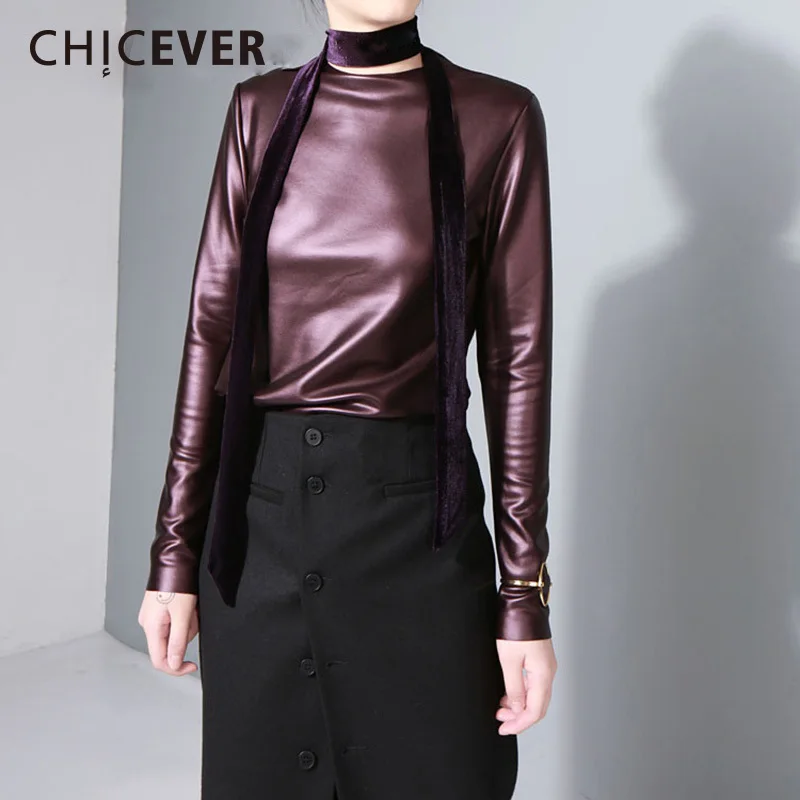 Женская Блестящая футболка CHICEVER из искусственной кожи с длинным рукавом