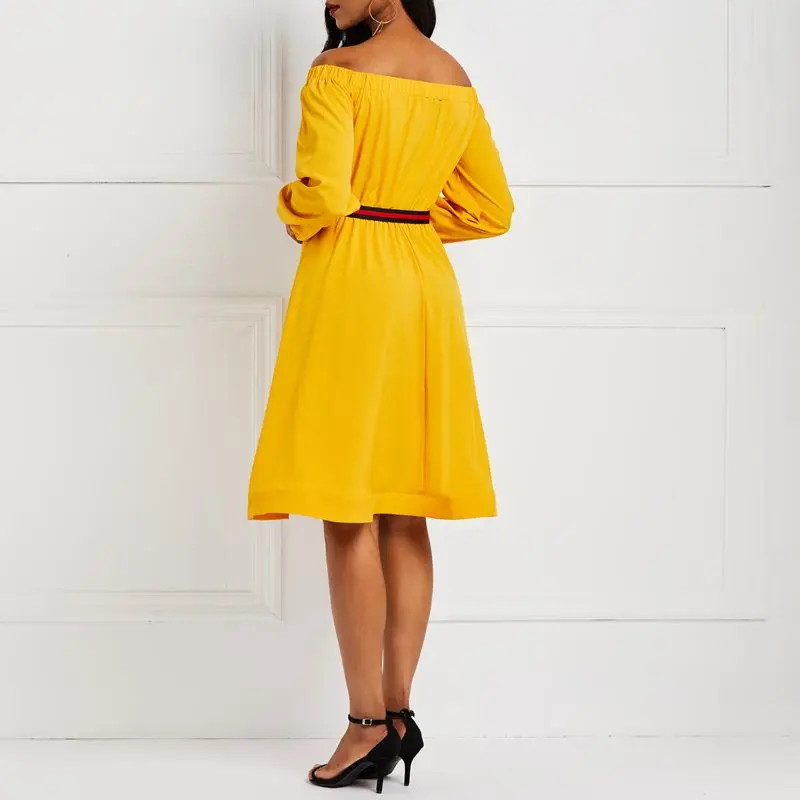 Женское платье с открытыми плечами желтый 2019 лето на шнуровке длинным рукавом