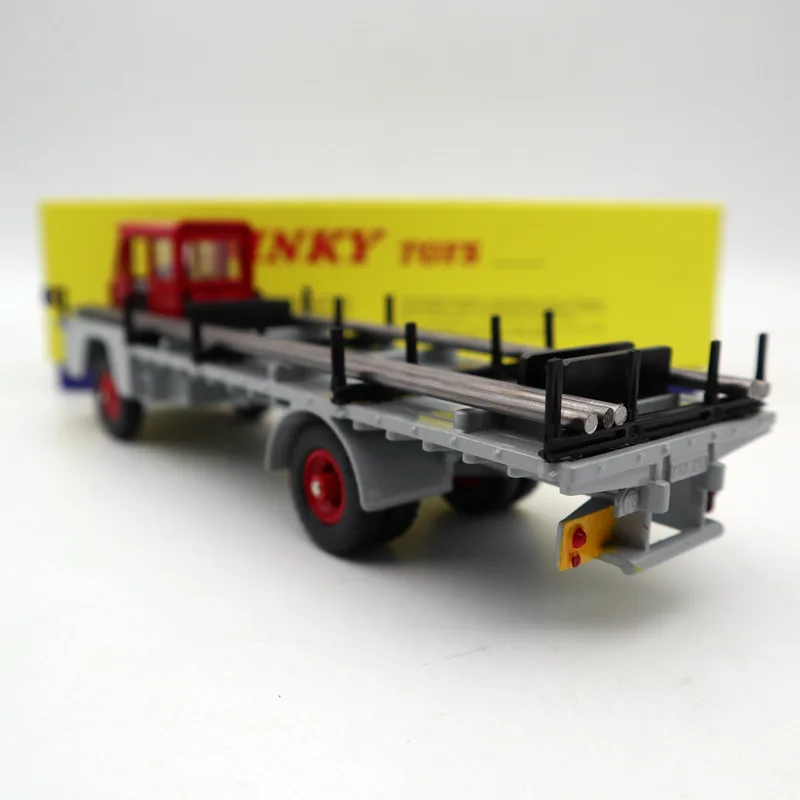 Атлас 1/43 Dinky Toys 885 CAMION SAVIEM S7 кольцо железное литье под давлением модели