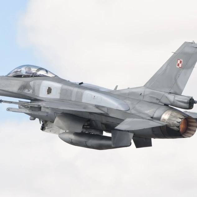 Польский ВВС F 16 блок 52 + во время TLP в Испании плакат печать (35x22)|Таблички и знаки| |