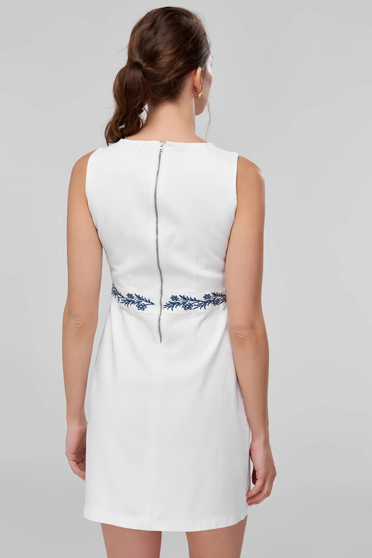 Trendyol Advanced платье из джинсовой ткани с белой вышивкой TOFSS18LH0079|Женские платья| |