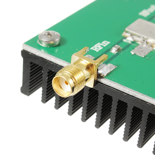 1 шт. 915 МГц 4 0 ВТ 30 дБ Мощность SMA разъем RF широкополосный низкий уровень шума |