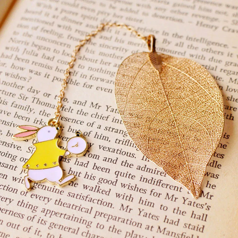Newest Arrival Leaf Bookmarks Cartoon Rabbit Clock Pendant Metal Book Marks For Girls Gifts School Supplies Kawaii Stationery | Канцтовары