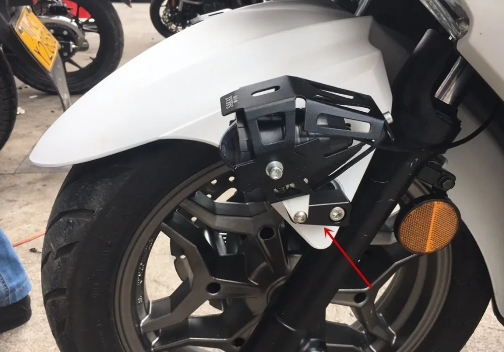 Lie Qi мотоциклетные Противотуманные фары с кронштейном для Honda Xadv 750 X adv750 CB400 VTEC CB500F