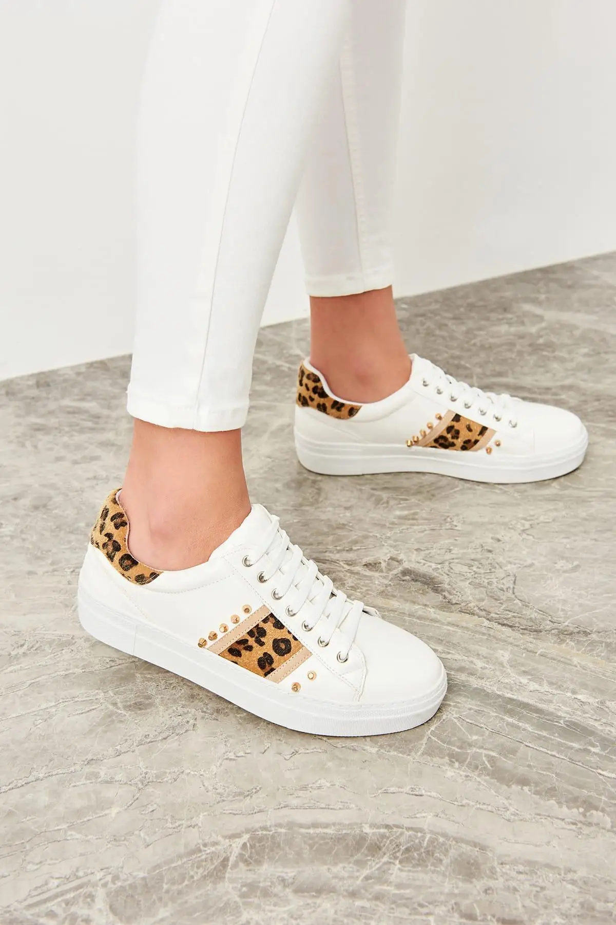 Trendyol белые женские кроссовки TAKSS19PF0016|Женские и кеды| |