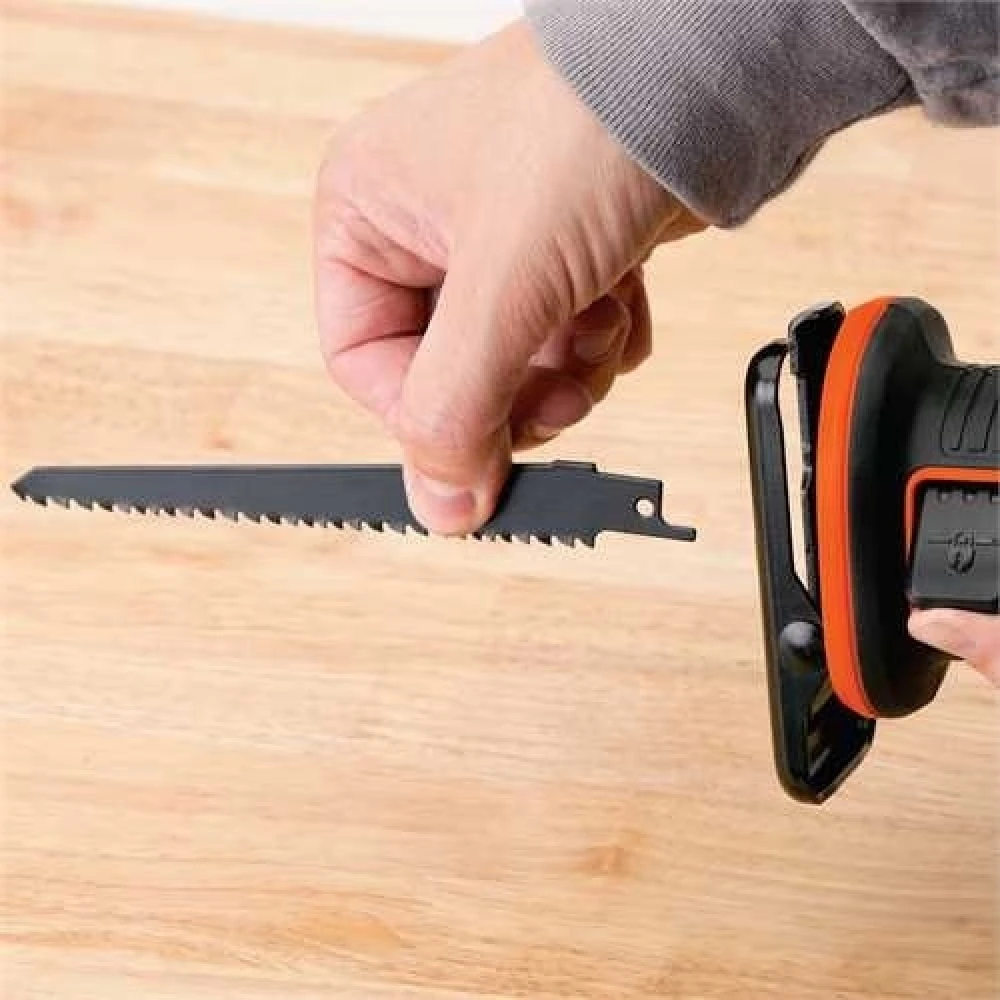 Аккумуляторная сабельная пила Black+Decker BDCR18N-XJ 18В без аккумулятора | Инструменты