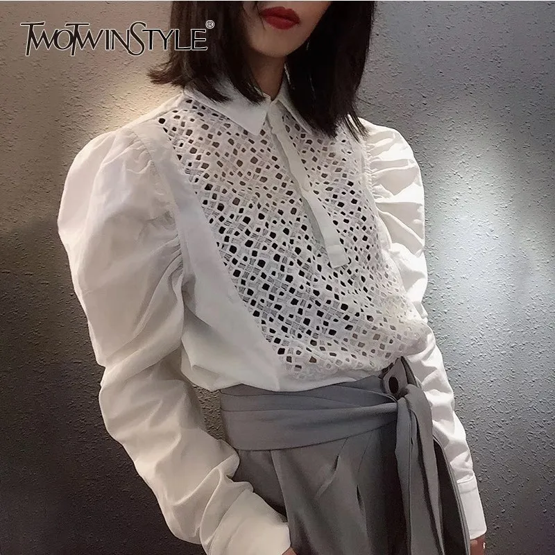 TWOTWINSTYLE корейские рубашки блузка Для женщин нагрудные Puff длинным рукавом