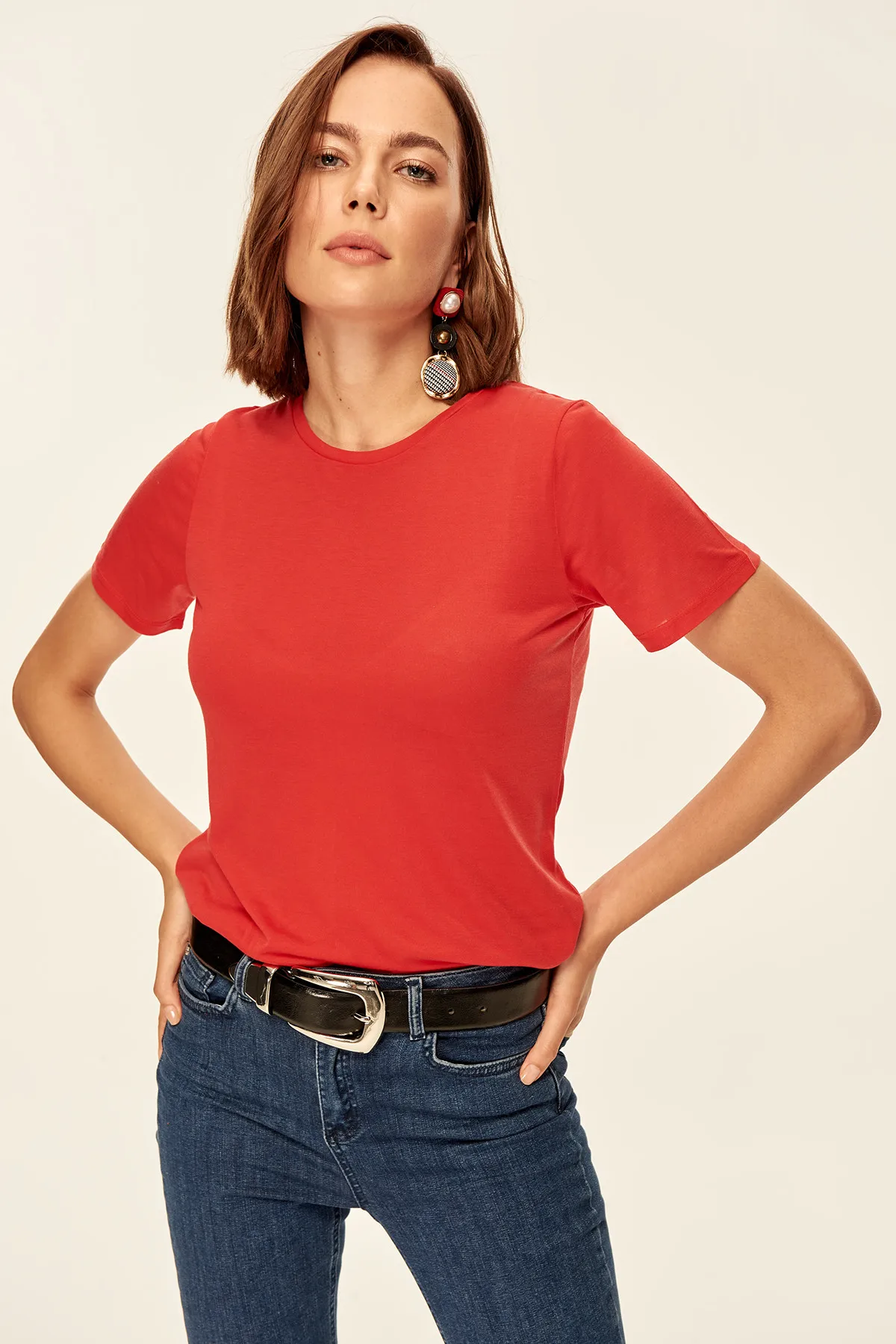 Trendyol Basic Красные трикотажные футболки с вырезом TOFSS18TF0075|Футболки| |