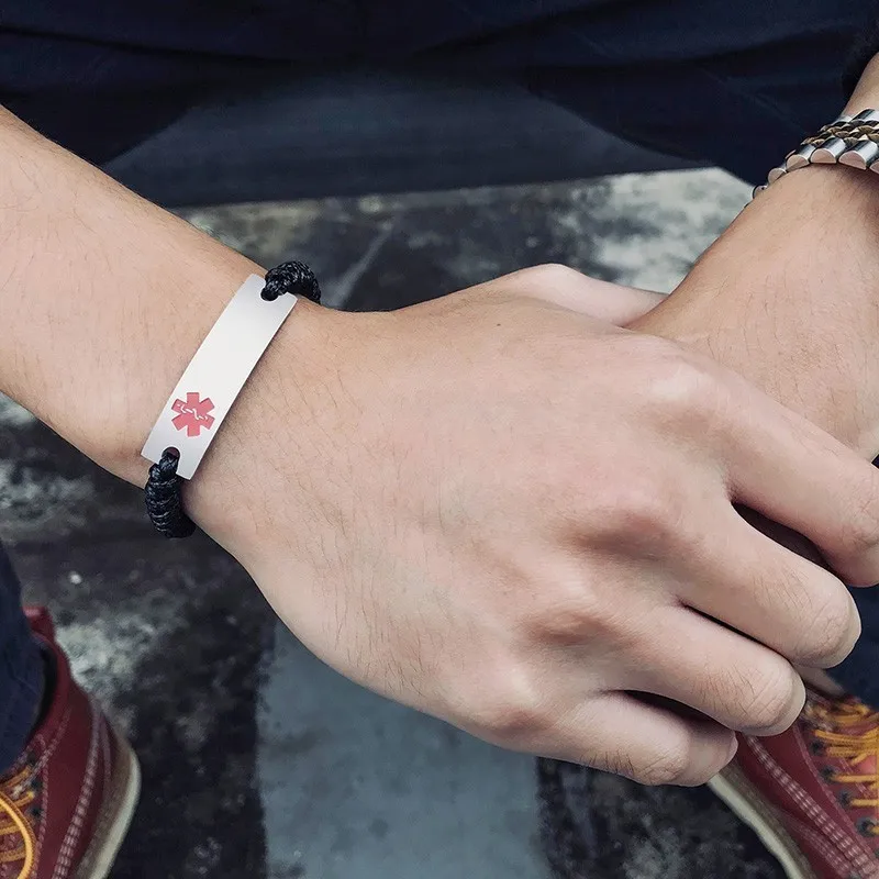 Мужской браслет из нержавеющей стали Personalizd с серебристым стержнем черная