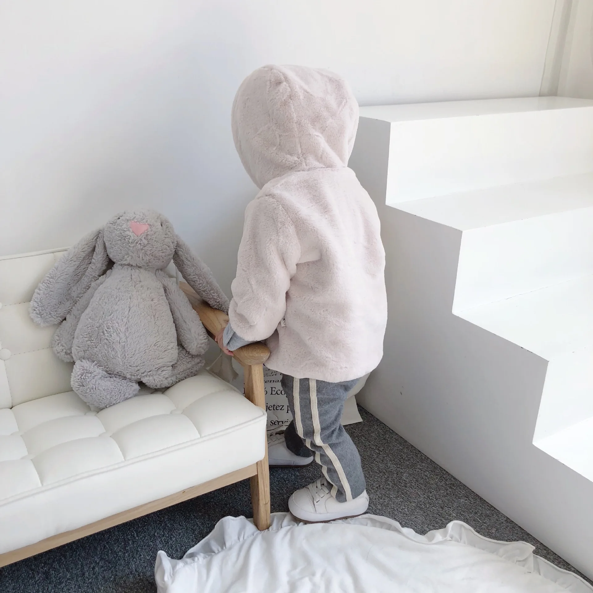 

2018 girl boy baby autumn and winter cloth warm wearing outside A lamb's coat children clothes with hat