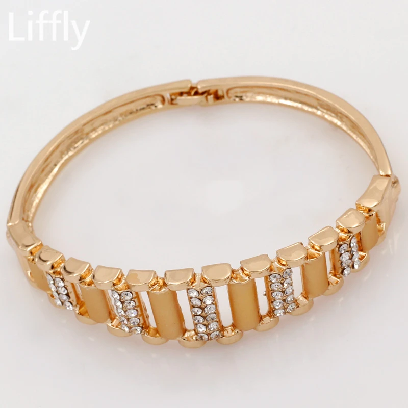 Комплект из колье и серёг с кристаллами|Ювелирные наборы| |