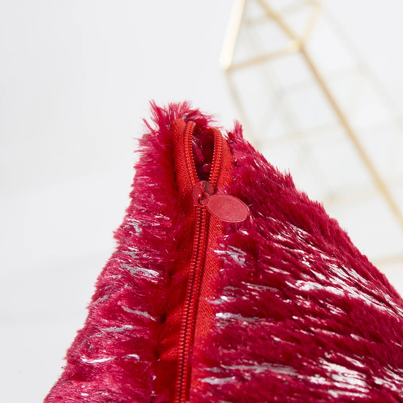 Наволочка декоративная двусторонняя с кристаллами и блестками Золотая