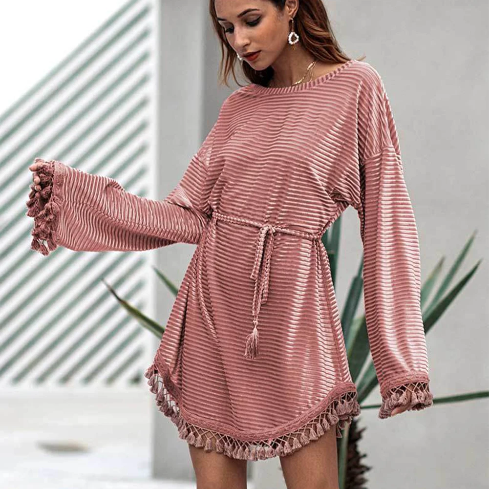 Платье Осень-зима женские Мини бархатные платья с длинным рукавом на шнуровке