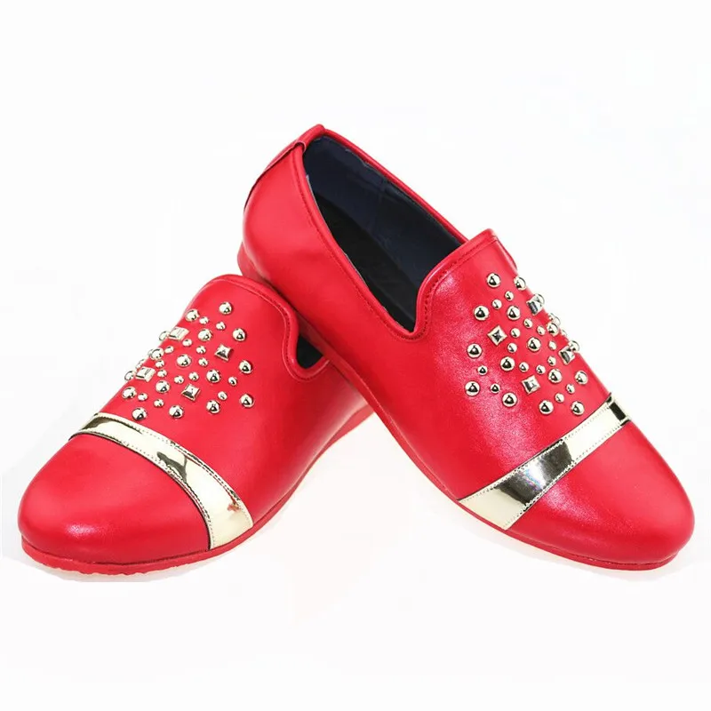 Movechain модная мужская заклепки Бисер Лоферы Для мужчин s для вождения из