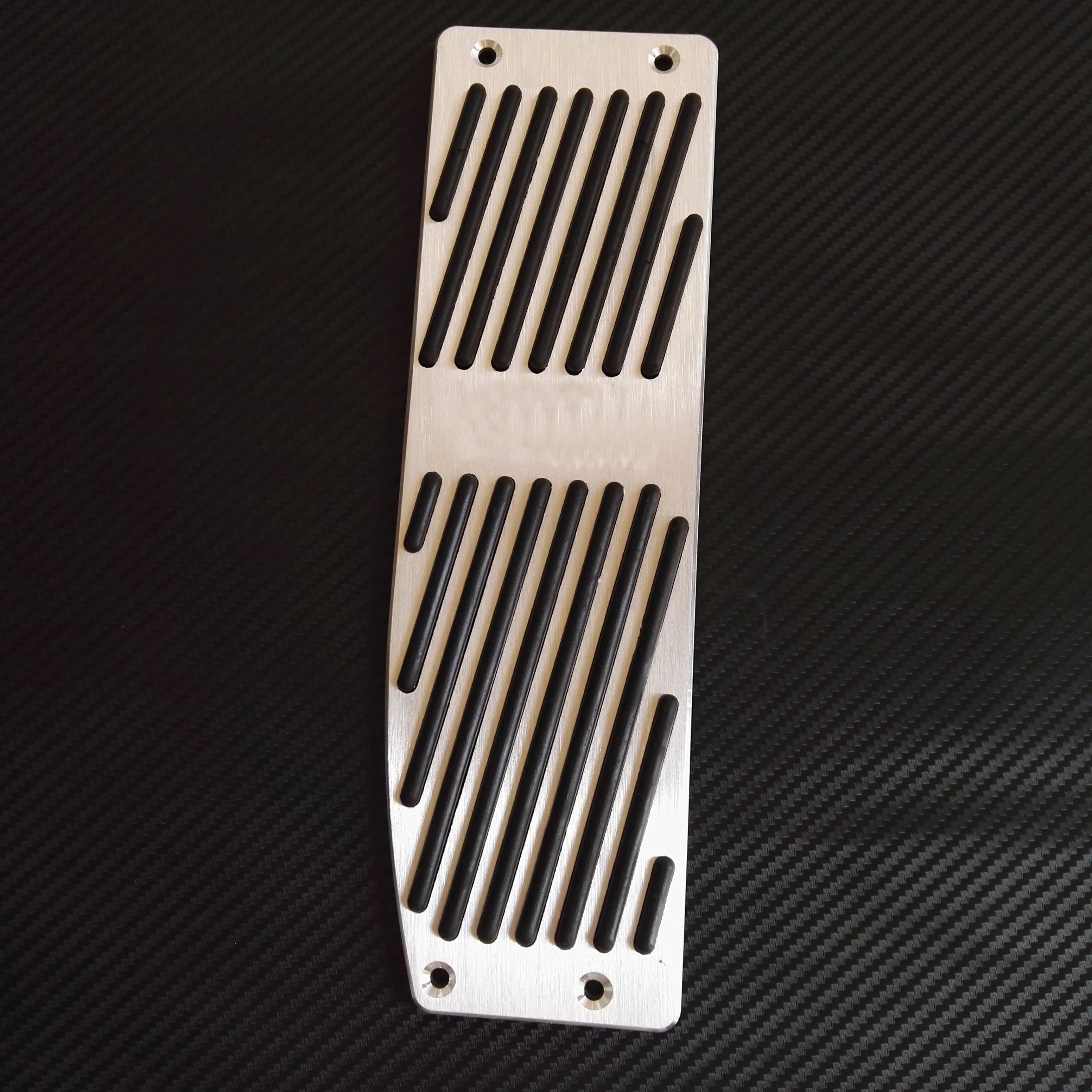 Противоскользящие накладки на педали газа акселератора для BMW M3 M5 E30 E32 E34 E36 E38 E39 E46