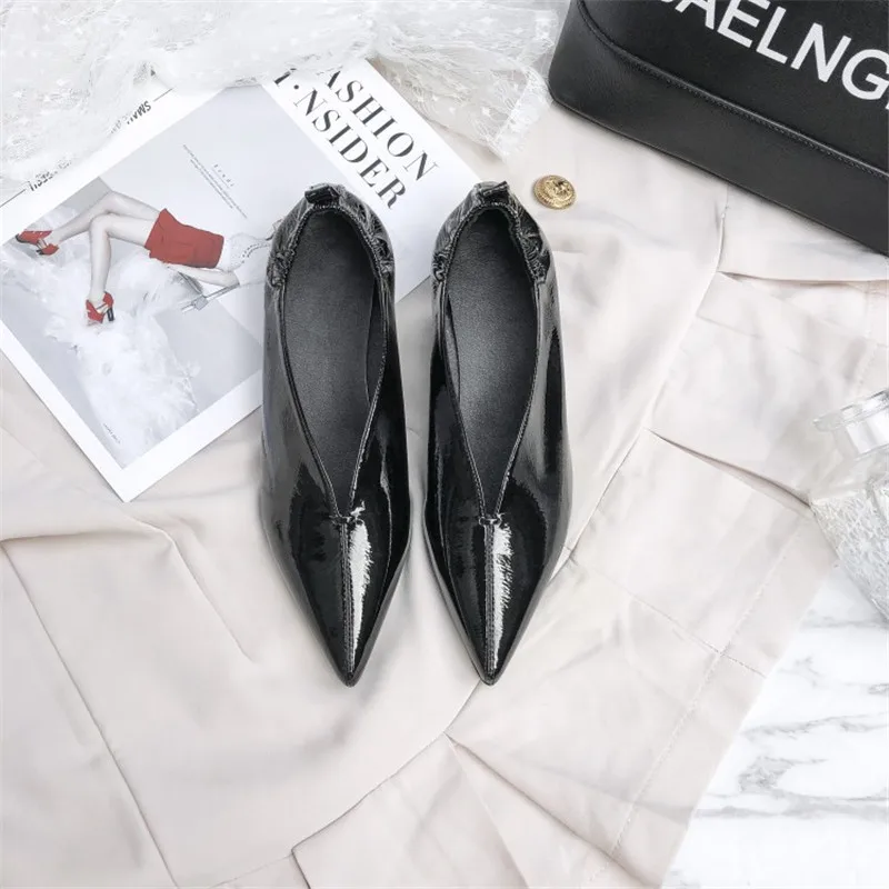 Новинка брендовые туфли из лакированной кожи Женская пикантная повседневная