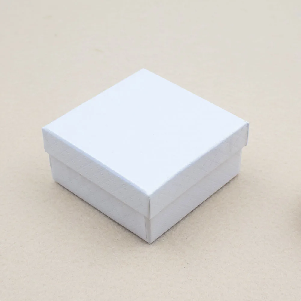 7.5x7.5x3.5cm White 8x5x2,5/7,5x7,5x3,5 см картонная пена квадратная упаковка подарочная коробка для кольцо ожерелье браслет серьги ювелирные изделия вечерние поставки - Цвет: 7.5x7.5x3.5cm White