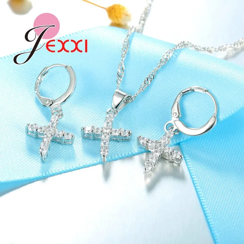 Женский винтажный комплект из колье и серёг Классический ювелирный набор с