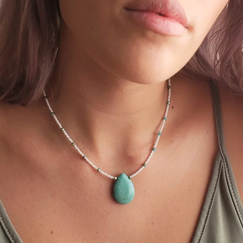 Ожерелье с каплей из натурального камня для цыганской девушки ожерелье белыми