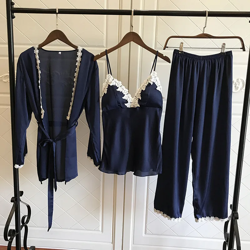 Пикантная женская пижама из 3 предметов с цветочным принтом кружевом на все