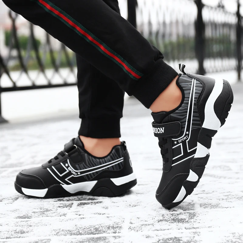 Кроссовки для мальчиков подростков черные и оранжевые кроссовки бега спортивная