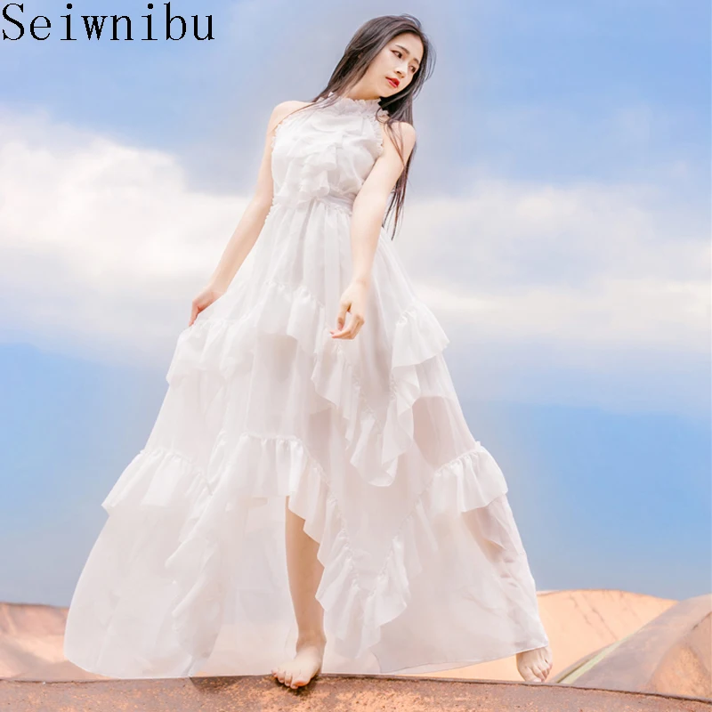 Женское богемное пляжное платье макси белое длинное с открытыми плечами