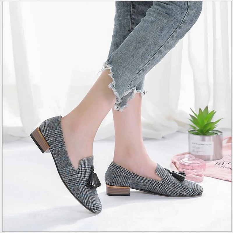 Женские туфли на плоской подошве повседневные с квадратным носком без застежки