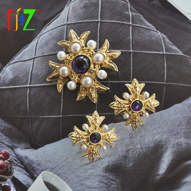 

F.J4Z 2020 Trend Earrings for Women Vintage Resin Stone Simulated Pearl Women Brooch Pins Female Costume Jewelry Christmas Gifts