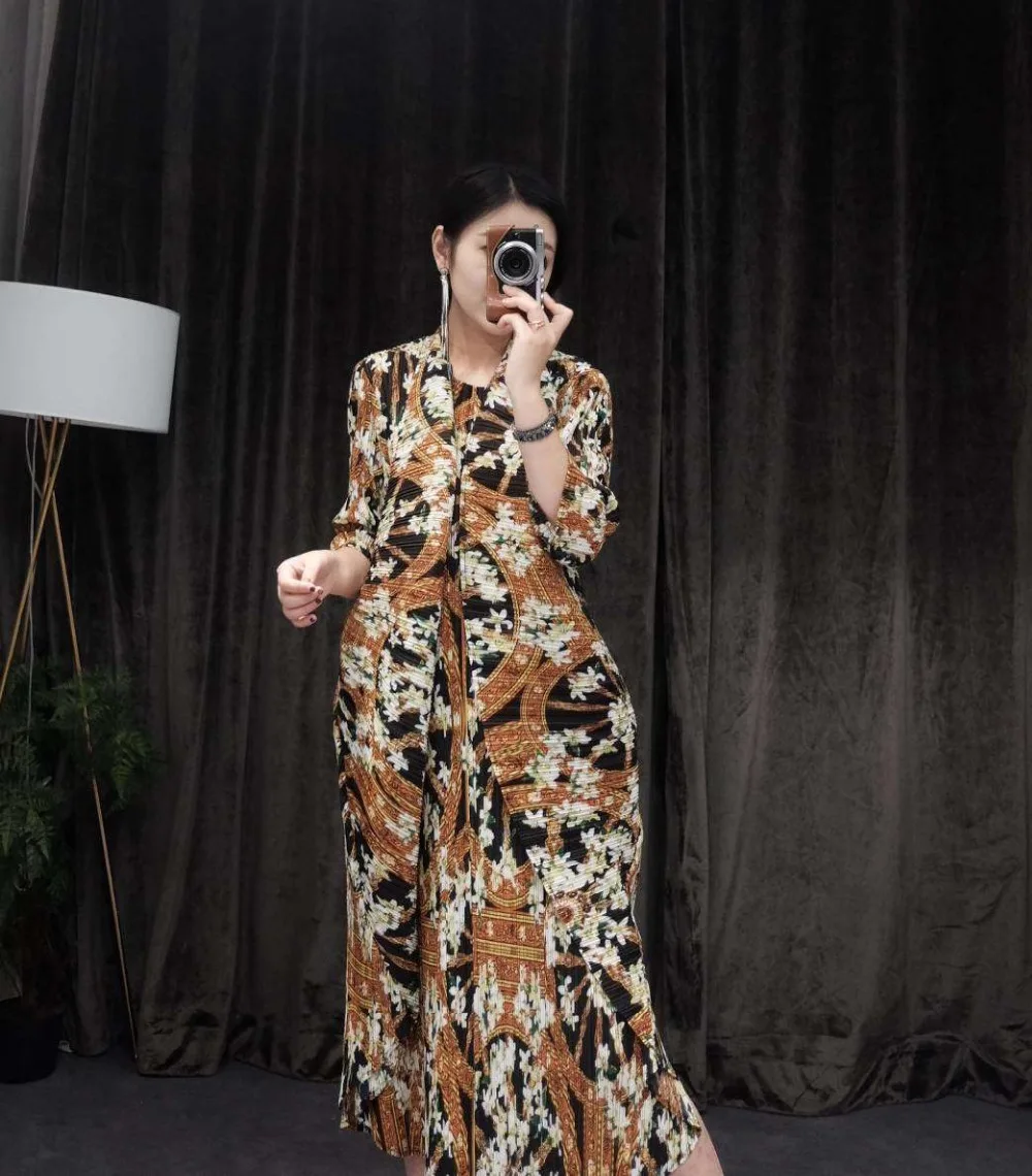 

HOT SELLING Printed fashion show thin ladies drape miyake three quarter sleeved A-Line dress IN STOCK