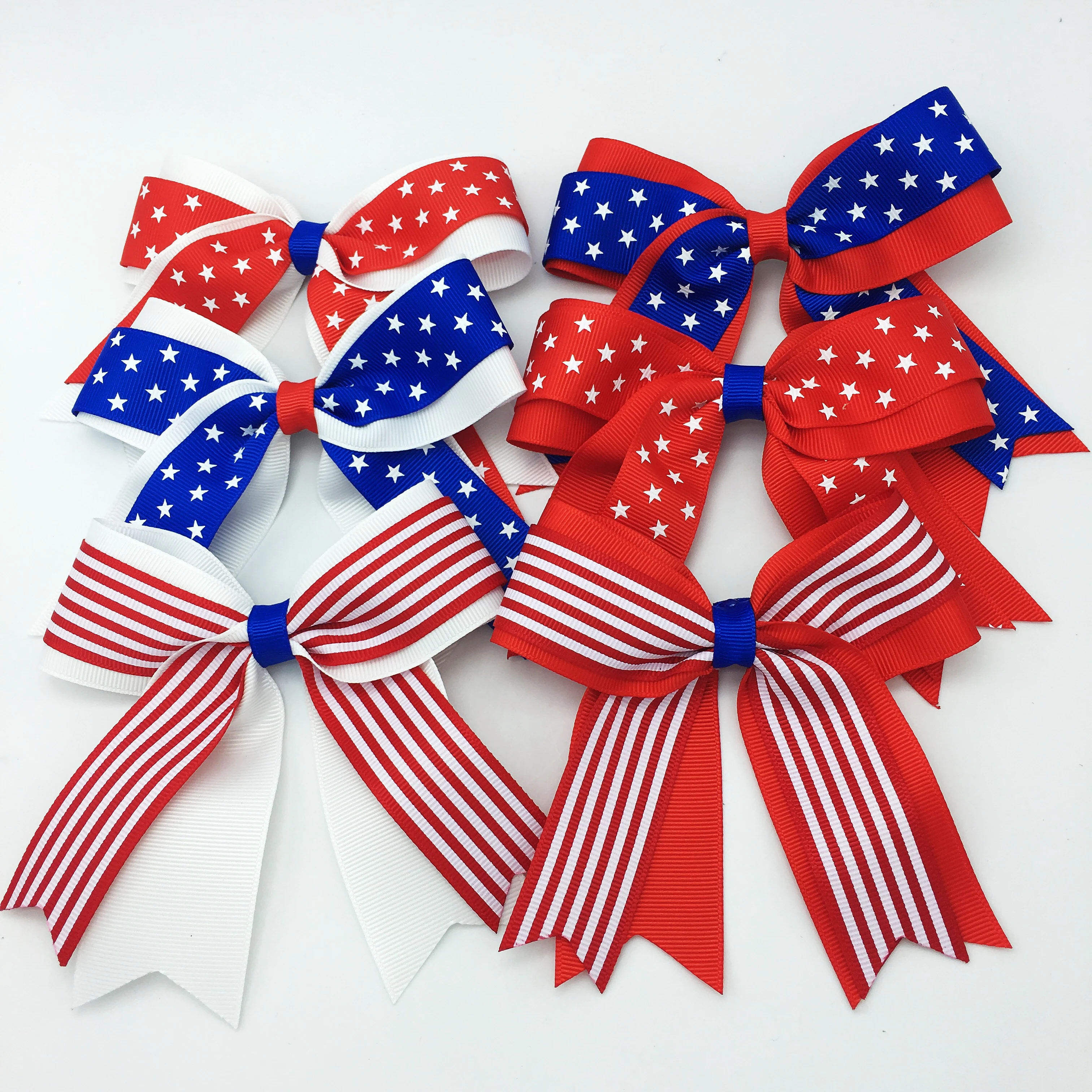 

3pcs Girls 4th July Glitter Hair Bows With Alligator Clip Hair Clip Hair Accessories July Fourth 4"