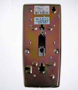 Классический старинный металлический стационарный телефон для ванной